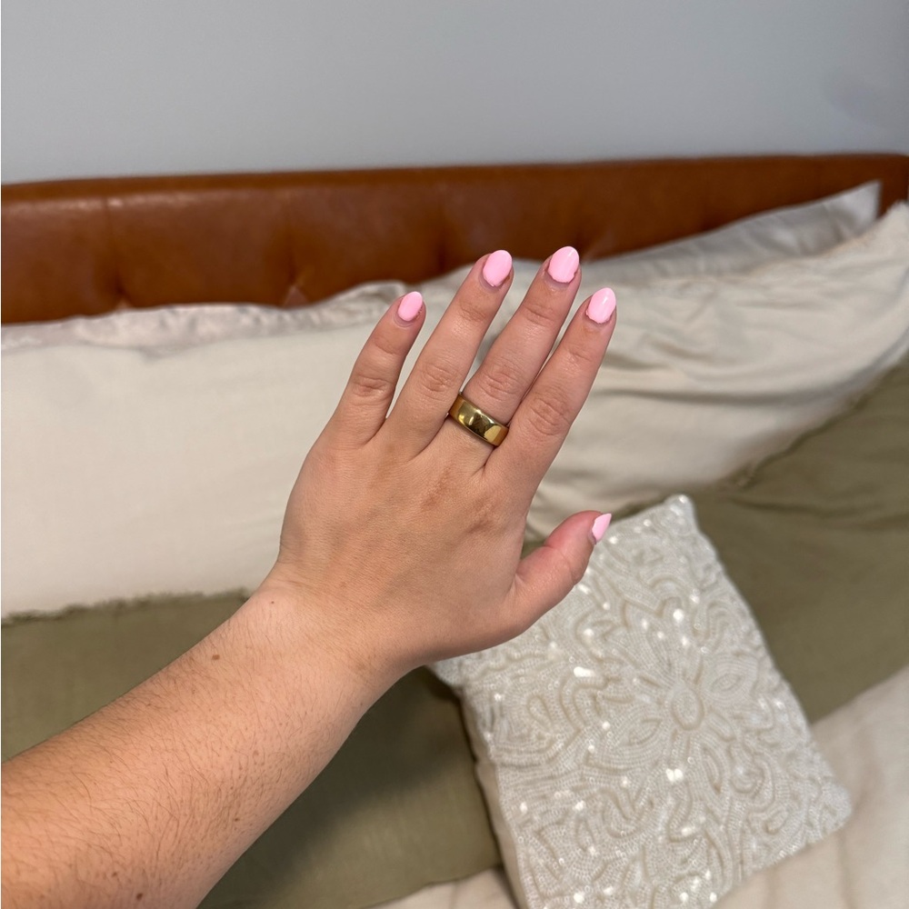 Gold Oura Ring (9)